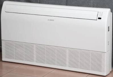 Invertornyj napol'no-potolochnyj kondicioner